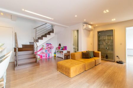 Sala de apartamento para alugar com 2 quartos, 116m² em Água Verde, Curitiba