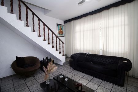 Casa para alugar com 190m², 4 quartos e 1 vagaSala