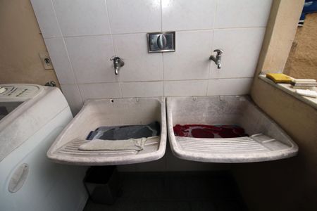 Casa para alugar com 190m², 4 quartos e 1 vagaÁrea de Serviço