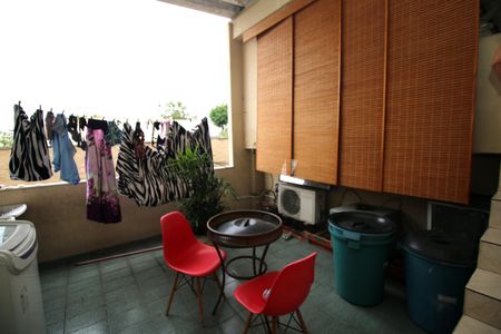 Casa para alugar com 190m², 4 quartos e 1 vagaÁrea de Serviço