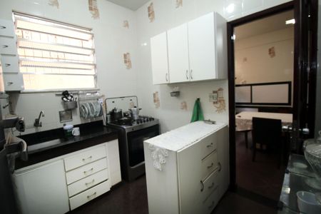 Casa para alugar com 190m², 4 quartos e 1 vagaCozinha
