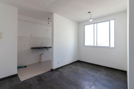 Sala de apartamento para alugar com 2 quartos, 58m² em Loteamento City Jaragua, São Paulo