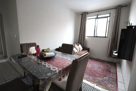 Sala de apartamento para alugar com 2 quartos, 52m² em Parque Erasmo Assunção, Santo André