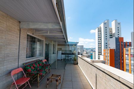 Apartamento à venda com 65m², 1 quarto e sem vaga Apartamento à venda com 65m², 1 quarto e sem vagaVaranda