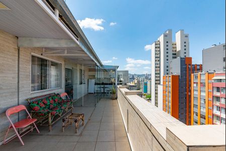 Apartamento à venda com 65m², 1 quarto e sem vaga Apartamento à venda com 65m², 1 quarto e sem vagaVaranda