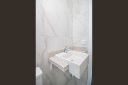 Apartamento à venda com 64m², 2 quartos e 1 vaga Apartamento à venda com 64m², 2 quartos e 1 vagaBanheiro