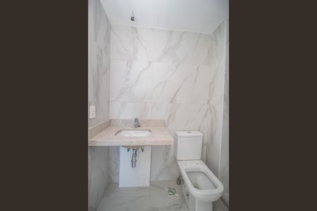 Apartamento à venda com 64m², 2 quartos e 1 vaga Apartamento à venda com 64m², 2 quartos e 1 vagaBanheiro da Suíte