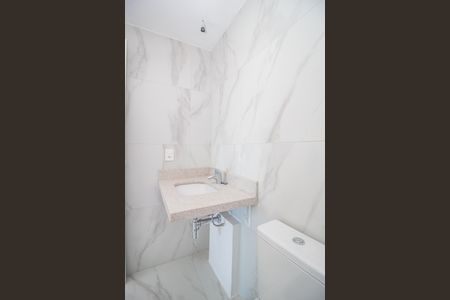 Apartamento à venda com 64m², 2 quartos e 1 vaga Apartamento à venda com 64m², 2 quartos e 1 vagaBanheiro da Suíte