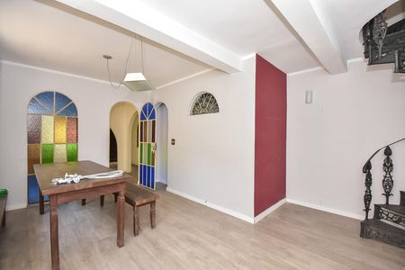 Casa à venda com 302m², 4 quartos e 3 vagasSala de Jantar