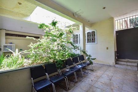 Casa à venda com 302m², 4 quartos e 3 vagasGaragem