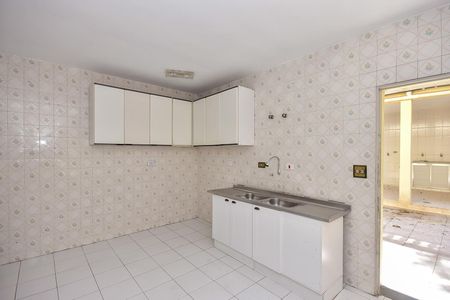 Casa à venda com 302m², 4 quartos e 3 vagasCozinha