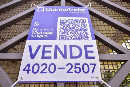 Casa à venda com 302m², 4 quartos e 3 vagasPlaca