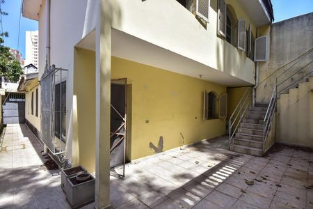 Casa à venda com 302m², 4 quartos e 3 vagasQuintal