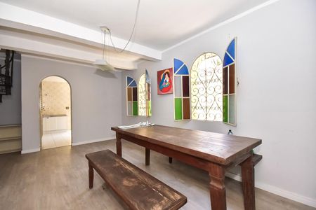 Casa à venda com 302m², 4 quartos e 3 vagasSala de Jantar