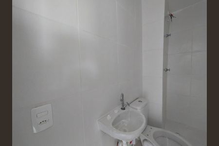Apartamento à venda com 35m², 2 quartos e sem vaga Apartamento à venda com 35m², 2 quartos e sem vagaBanheiro Social