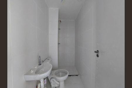 Apartamento à venda com 35m², 2 quartos e sem vaga Apartamento à venda com 35m², 2 quartos e sem vagaBanheiro Social