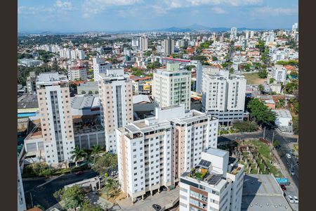 Apartamento à venda com 132m², 2 quartos e 2 vagas Apartamento à venda com 132m², 2 quartos e 2 vagasPrédio