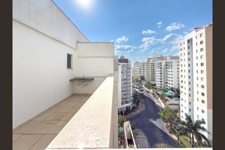 Apartamento à venda com 132m², 2 quartos e 2 vagas Apartamento à venda com 132m², 2 quartos e 2 vagasCobertura / Terraço