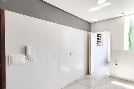 Apartamento à venda com 60m², 2 quartos e sem vagaCozinha
