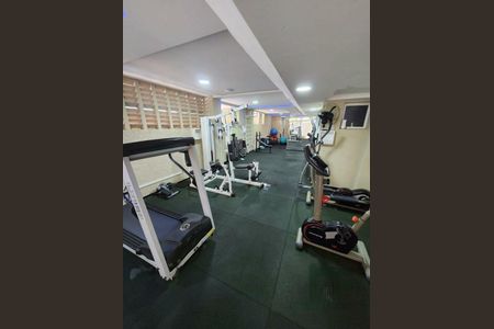 Apartamento à venda com 2 quartos, 62m² em Vila Galvão, Guarulhos