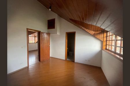 Casa à venda com 5 quartos, 172m² em Vila Rosalia, Guarulhos