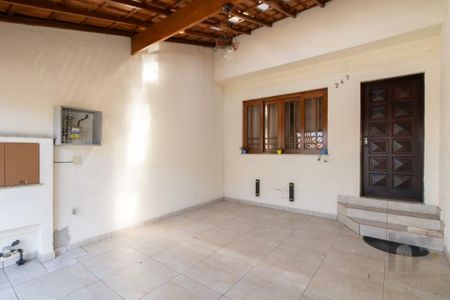 Casa à venda com 3 quartos, 142m² em Jardim Santa Mena, Guarulhos
