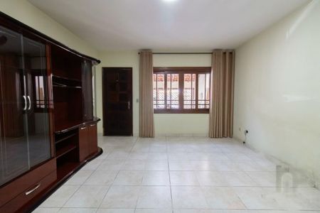 Casa à venda com 3 quartos, 142m² em Jardim Santa Mena, Guarulhos