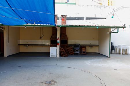 Apartamento à venda com 65m², 2 quartos e 1 vaga Apartamento à venda com 65m², 2 quartos e 1 vagaÁrea comum - Churrasqueira