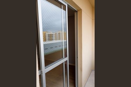 Apartamento à venda com 65m², 2 quartos e 1 vaga Apartamento à venda com 65m², 2 quartos e 1 vagaSacada