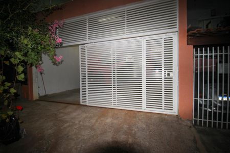 Casa para alugar com 150m², 3 quartos e 2 vagas