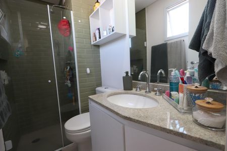 Apartamento à venda com 81m², 3 quartos e 2 vagasBanheiro da Suíte