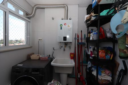 Apartamento à venda com 81m², 3 quartos e 2 vagasÁrea de Serviço