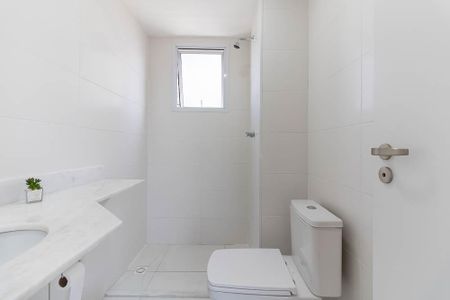 Apartamento à venda com 73m², 3 quartos e 1 vaga Apartamento à venda com 73m², 3 quartos e 1 vagaBanheiro da Suíte
