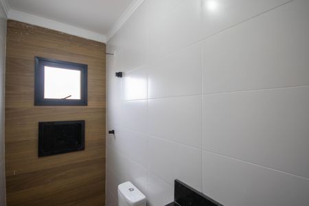 Casa à venda com 180m², 3 quartos e 5 vagasBanheiro da Suíte 1