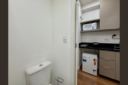 Studio para alugar com 20m², 1 quarto e sem vaga Studio para alugar com 20m², 1 quarto e sem vagaBanheiro