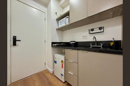 Studio para alugar com 20m², 1 quarto e sem vaga Studio para alugar com 20m², 1 quarto e sem vagaCozinha