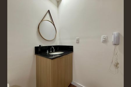 Studio para alugar com 20m², 1 quarto e sem vaga Studio para alugar com 20m², 1 quarto e sem vagaBanheiro