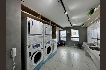Studio para alugar com 20m², 1 quarto e sem vaga Studio para alugar com 20m², 1 quarto e sem vagaLavanderia