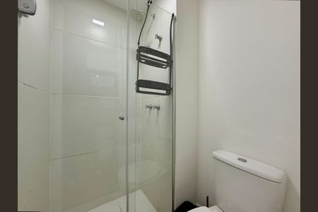 Studio para alugar com 20m², 1 quarto e sem vaga Studio para alugar com 20m², 1 quarto e sem vagaBanheiro