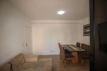 Sala de apartamento para alugar com 2 quartos, 60m² em Jardim Sao Carlos, Sorocaba