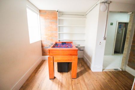 Apartamento à venda com 49m², 2 quartos e 1 vaga Apartamento à venda com 49m², 2 quartos e 1 vagaÁrea Comum - Espaço de Jogos