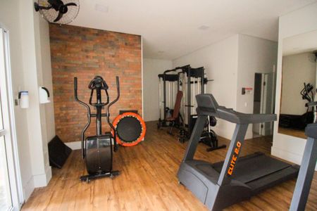 Apartamento à venda com 49m², 2 quartos e 1 vaga Apartamento à venda com 49m², 2 quartos e 1 vagaÁrea Comum - Academia