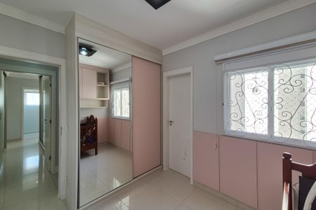 Apartamento à venda com 147m², 3 quartos e 2 vagasSuíte 2