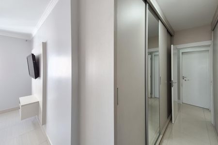 Apartamento à venda com 147m², 3 quartos e 2 vagasSuíte 1