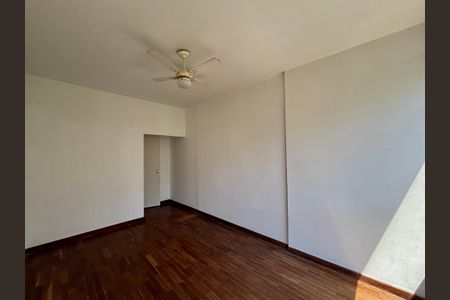 Apartamento à venda com 116m², 3 quartos e 1 vaga Apartamento à venda com 116m², 3 quartos e 1 vagaSuíte