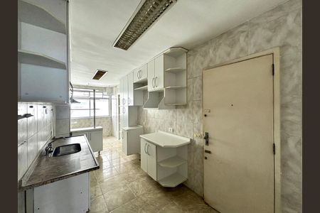 Apartamento à venda com 116m², 3 quartos e 1 vaga Apartamento à venda com 116m², 3 quartos e 1 vagaCozinha