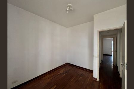Apartamento à venda com 116m², 3 quartos e 1 vaga Apartamento à venda com 116m², 3 quartos e 1 vagaQuarto 2