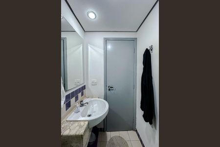Apartamento à venda com 67m², 3 quartos e 1 vaga Apartamento à venda com 67m², 3 quartos e 1 vagaBanheiro