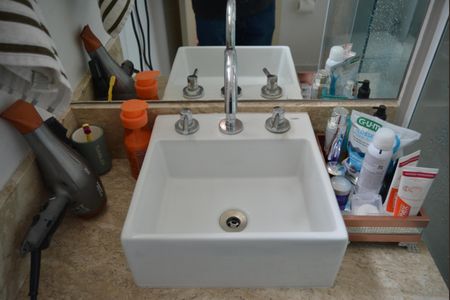 Apartamento à venda com 122m², 3 quartos e 3 vagasBanheiro da Suíte