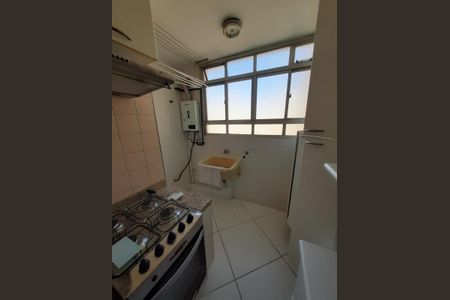 Apartamento para alugar com 72m², 2 quartos e 2 vagas Apartamento para alugar com 72m², 2 quartos e 2 vagasCozinha